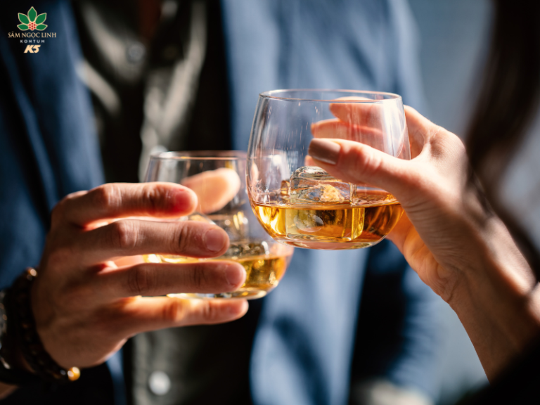  Uống rượu đúng cần có những bí quyết riêng.