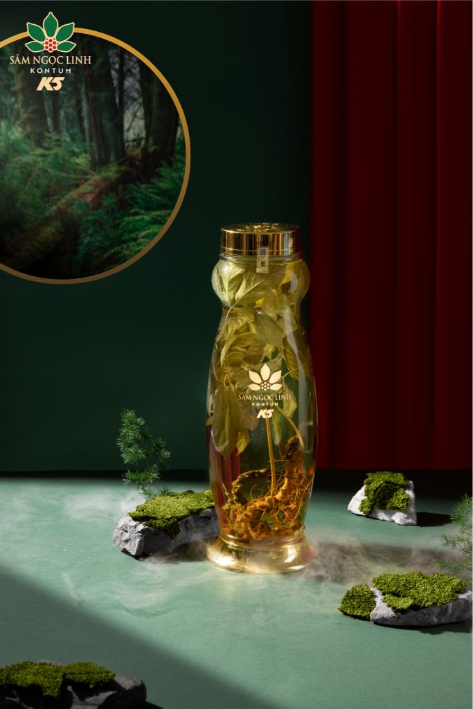 Rượu Sâm Ngọc Linh củ tươi của thương hiệu K5.
