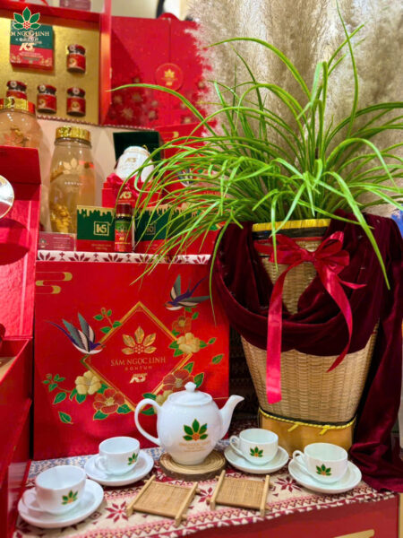 Trang trí Tết của K5 tại Takashimaya.