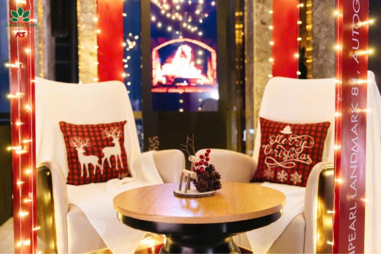Trang trí Noel tại Landmark 81.