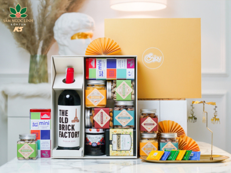  Hộp quà dành cho doanh nghiệp là sự khéo léo, tinh tế về mong muốn hợp tác lâu dài.