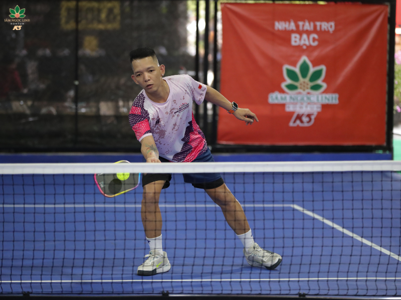 VĐV tham gia thi đấu.