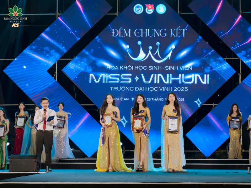 Top 3 chung kết Miss VinhUni.